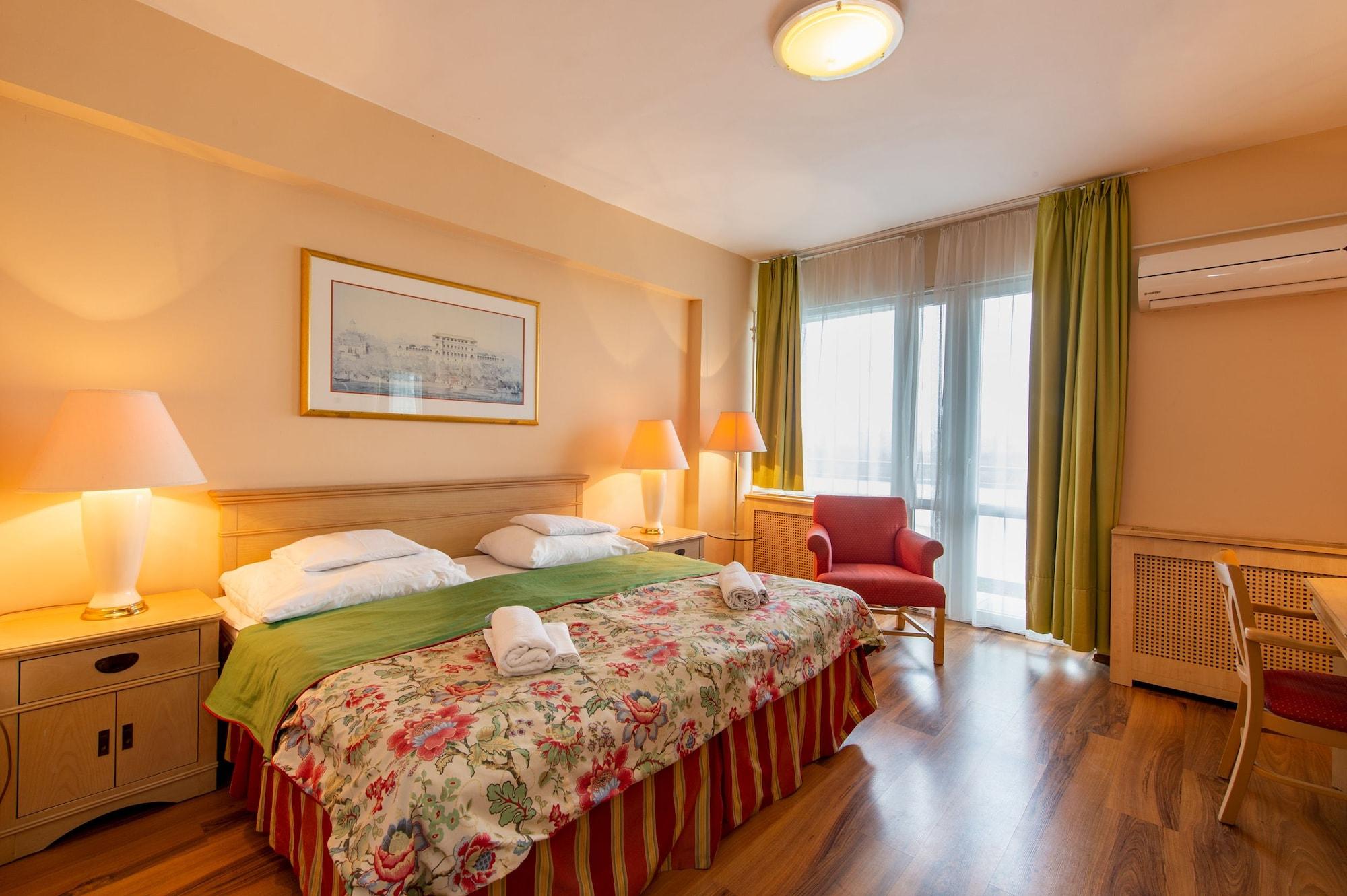 Hotel Fit Heviz Luaran gambar