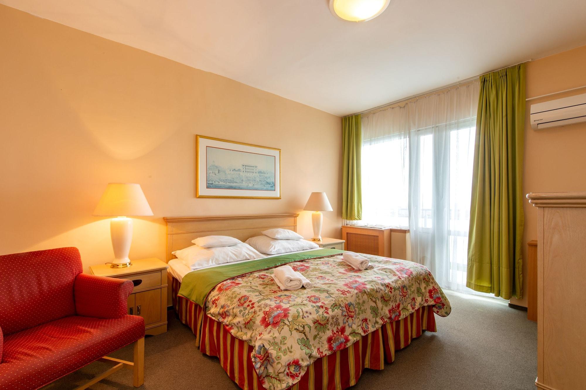 Hotel Fit Heviz Luaran gambar